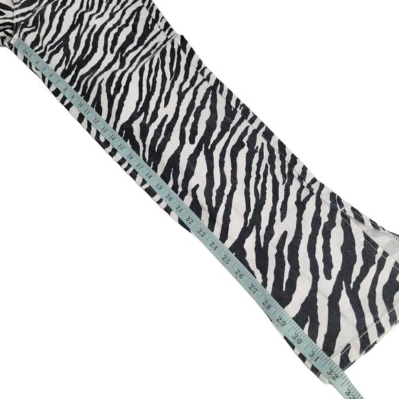 Lioness Alabama Zebra High-Waisted Split Leg Jeans Small - Picture 12 of 13